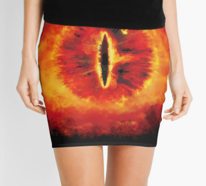 8. Elegant men lite felplacerat.